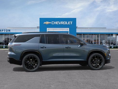 New 2026 Chevrolet Traverse RS image 5