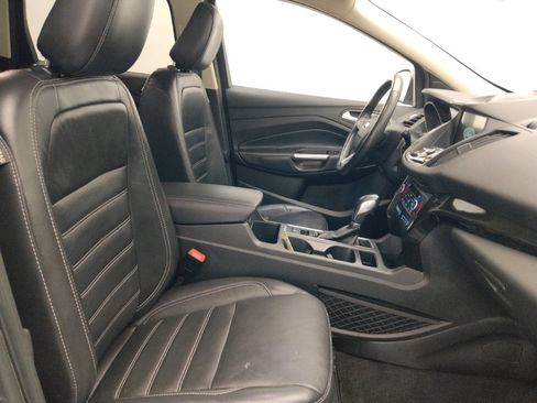 Used 2019 Ford Escape Titanium AWD/4WD image 21