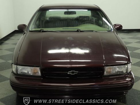 Used 1996 Chevrolet Impala SS RWD image 16