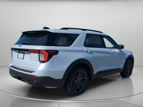 New 2026 Ford Explorer ST-Line image 30