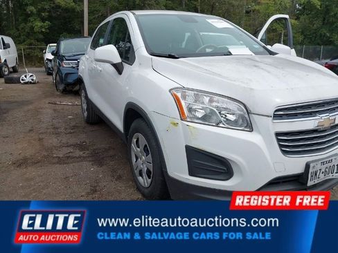 Used 2016 Chevrolet Trax LS w/ LPO, Cargo Package image 11