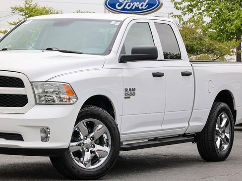 Used 2019 RAM 1500 Express w/ Express Value Package AWD/4WD image 32