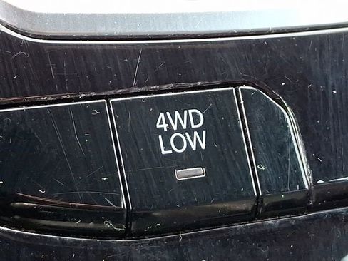 Used 2025 Jeep Compass Trailhawk w/ Trailhawk Elite Group image 26