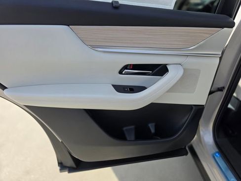 New 2026 MAZDA CX-90 Plug-In Hybrid w/ Premium Plus image 19