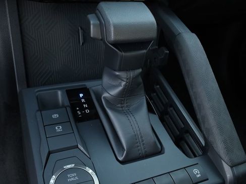 New 2025 Toyota Tacoma SR5 image 9