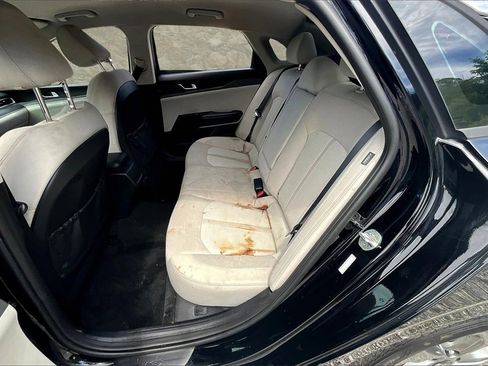 Used 2021 Kia K5 LXS image 24