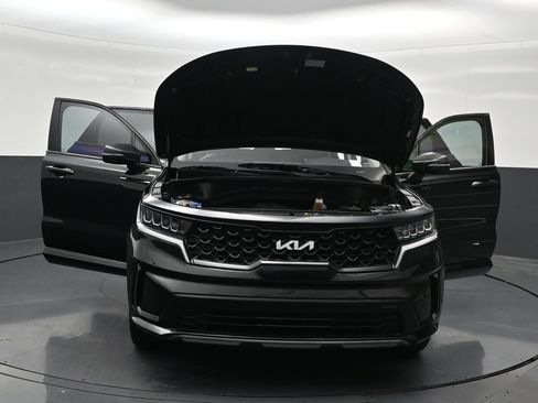 Used 2023 Kia Sorento S w/ Panoramic Sunroof Package FWD image 40