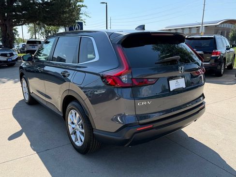 Certified 2026 Honda CR-V EX image 8