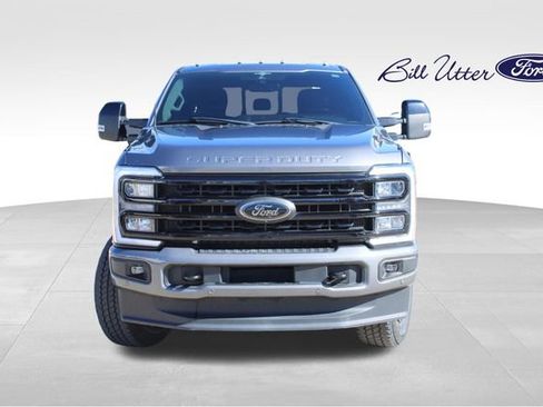 Used 2023 Ford F250 Lariat w/ Lariat Ultimate Package image 2