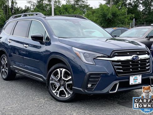 Used 2024 Subaru Ascent Touring AWD/4WD image 2