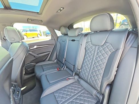 Used 2023 Audi SQ5 Premium Plus w/ Premium Plus Package image 21