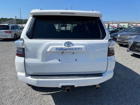 Used 2014 Toyota 4Runner SR5 w/ Convenience Package AWD/4WD image 8