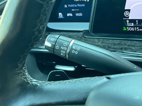 Used 2023 Cadillac Escalade Premium Luxury w/ Performance Package image 38