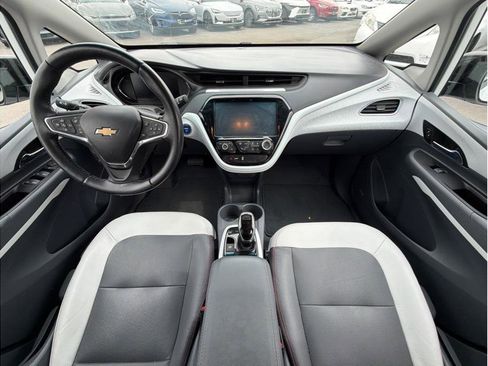 Used 2020 Chevrolet Bolt Premier w/ Infotainment Package image 5