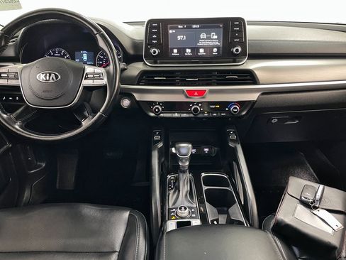 Used 2020 Kia Telluride S image 2