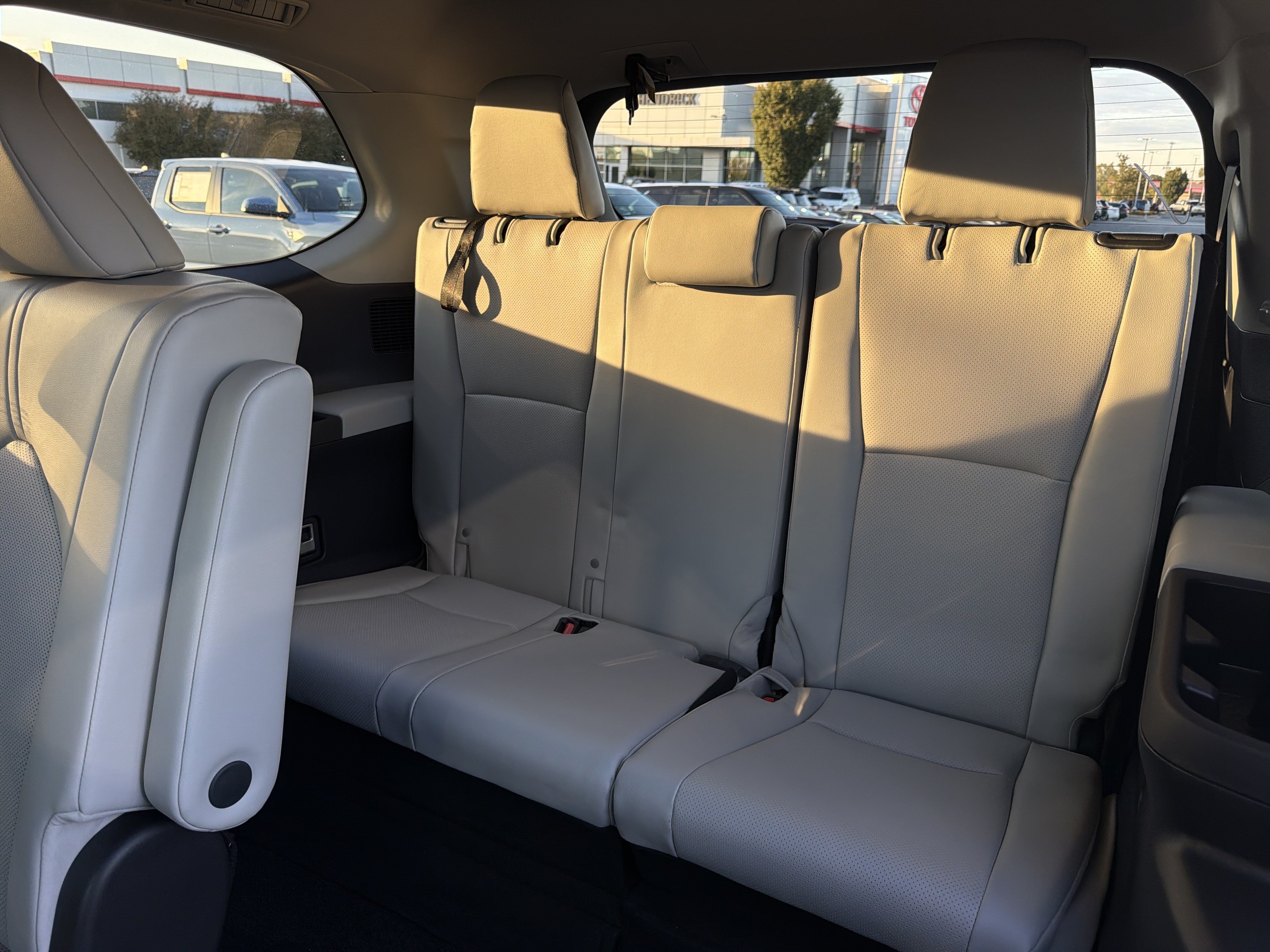 New 2026 Toyota Grand Highlander XLE FWD image 15