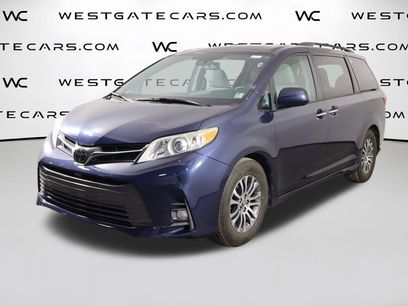 Used 2020 Toyota Sienna XLE w/ XLE Navigation Package