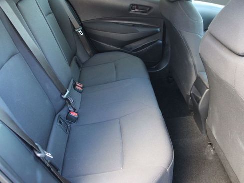 Used 2022 Toyota Corolla LE image 28
