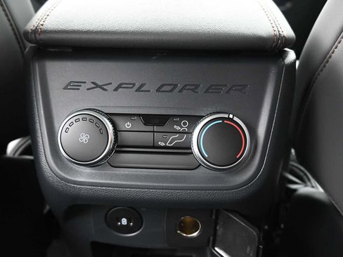 New 2026 Ford Explorer Active w/ Active Comfort Package AWD/4WD image 14