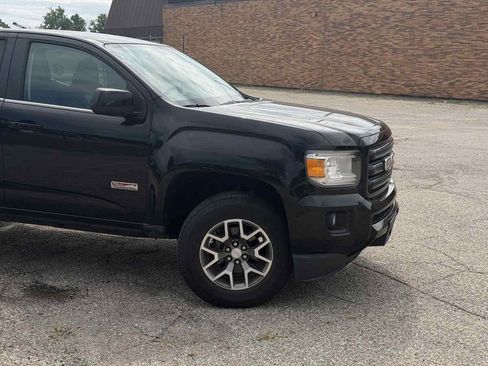 Used 2019 GMC Canyon All Terrain w/ Trailering Package AWD/4WD image 2
