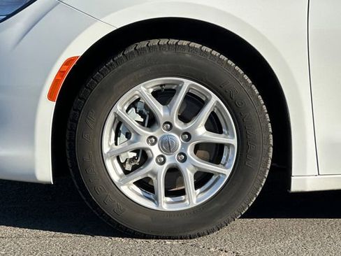 Certified 2023 Chrysler Voyager LX image 26