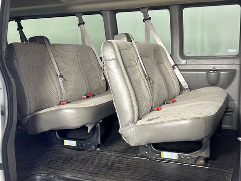 Used 2023 Chevrolet Express 3500 LS RWD image 12