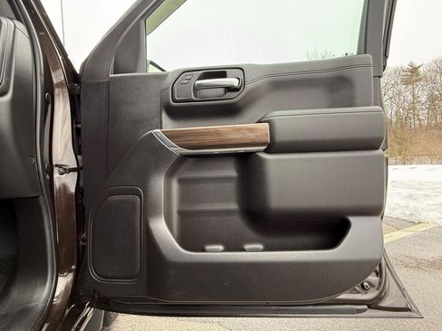 Used 2019 Chevrolet Silverado 1500 LT w/ All-Star Edition image 26