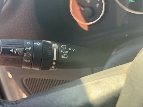 Used 2017 Jeep Wrangler Unlimited Sahara w/ Connectivity Group image 18