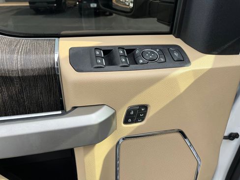 Used 2021 Ford F250 Lariat w/ Lariat Value Package image 14