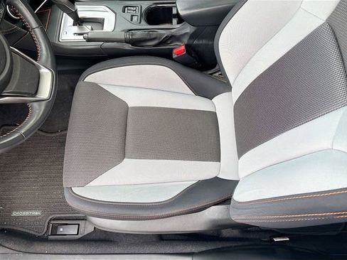 Used 2021 Subaru Crosstrek 2.0i Premium w/ Moonroof Package image 10