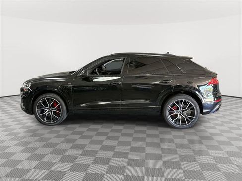 Used 2022 Audi Q8 Premium Plus w/ Premium Plus Package AWD/4WD image 2