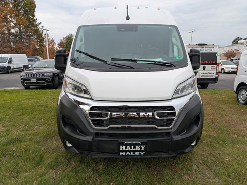 New 2026 RAM ProMaster 1500 w/ Quick Order Package 22G SLT image 3