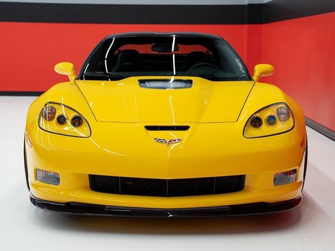 Used 2010 Chevrolet Corvette ZR1 w/ Preferred Equipment Group RWD image 59