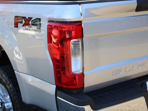 Used 2019 Ford F250 XL w/ STX Appearance Package image 36