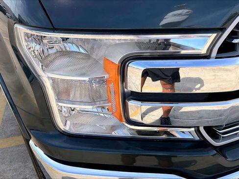 Used 2018 Ford F150 Lariat image 28