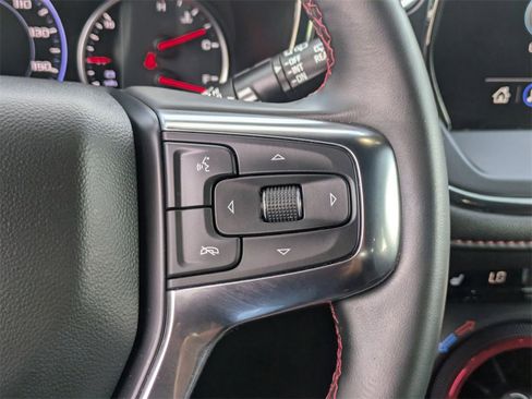 Used 2025 Chevrolet Blazer RS image 20