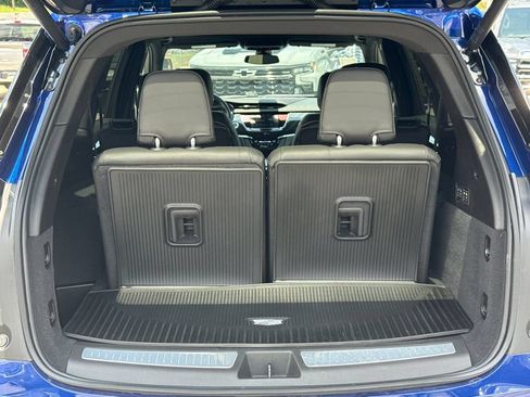 Certified 2025 Cadillac XT6 Premium Luxury FWD image 18