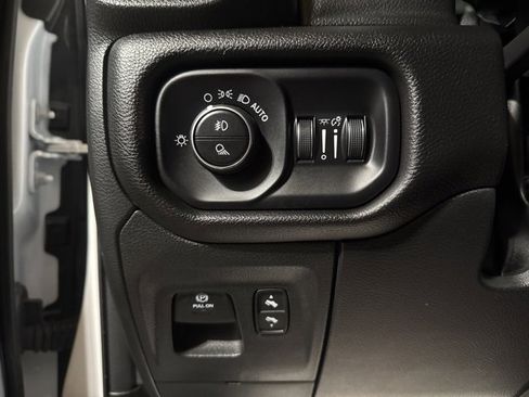 Used 2023 RAM 1500 Laramie image 9