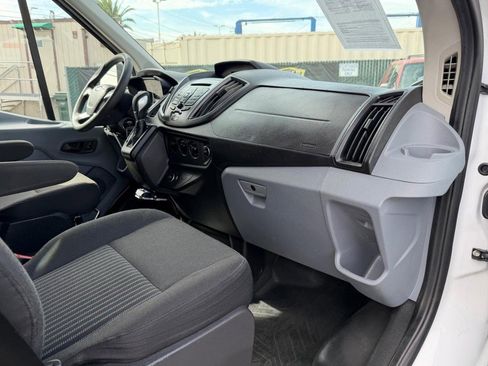 Used 2018 Ford Transit 350 XL image 20