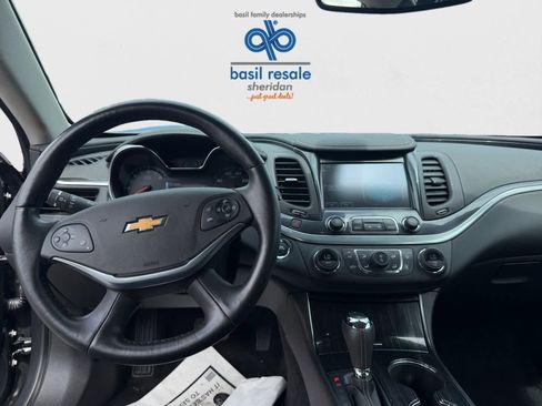 Used 2019 Chevrolet Impala LT w/ LT Convenience Package FWD image 12