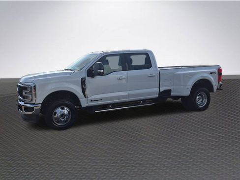 New 2026 Ford F350 XLT w/ XLT Premium Package image 2
