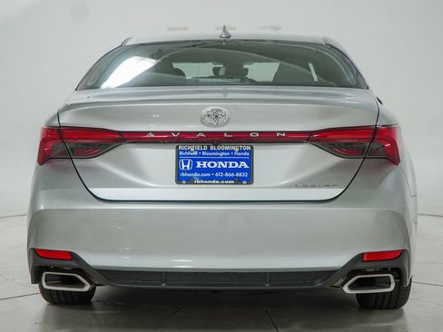 Used 2019 Toyota Avalon Limited w/ Protection Package FWD image 9