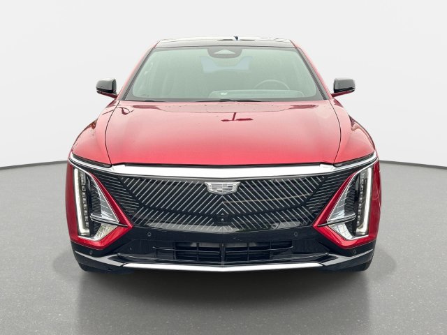 Certified 2024 Cadillac Lyriq Luxury w/ LPO, Floor Liner Package AWD/4WD image 8