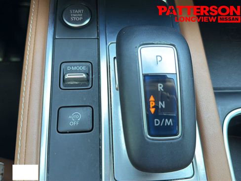 Used 2023 INFINITI QX60 Sensory w/ Cargo Package FWD image 16