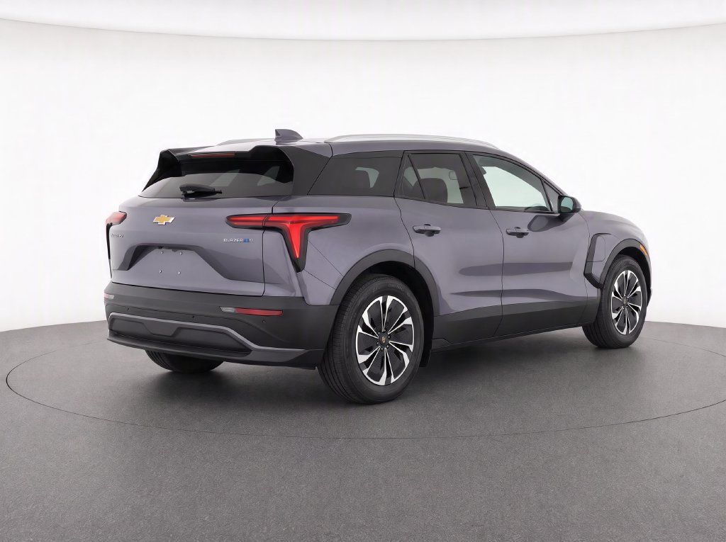 Certified 2024 Chevrolet Blazer EV LT AWD/4WD image 9