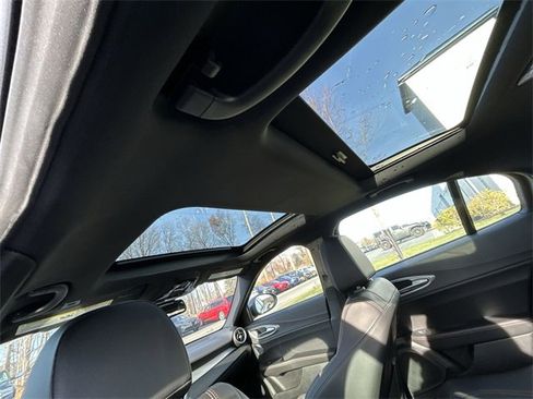 New 2025 Alfa Romeo Giulia AWD w/ Driving Assist Package image 14