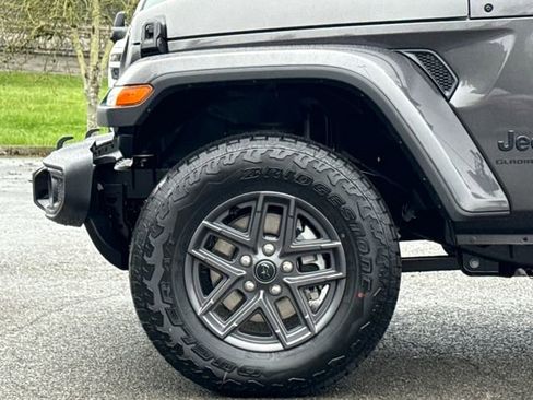 New 2026 Jeep Gladiator Sport image 8