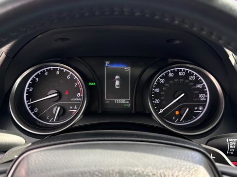 Used 2022 Toyota Camry SE w/ Audio Upgrade Package image 17