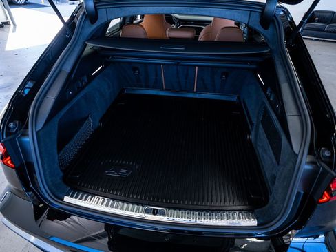 Used 2024 Audi RS 6 performance image 61