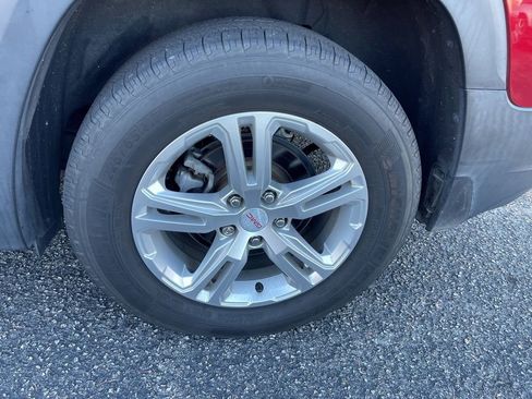 Used 2018 GMC Terrain SLE w/ Driver Convenience Package image 10